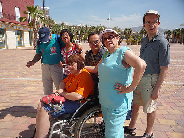 El Centro Ocupacional ha organizado varias salidas al Puerto de Mazarrón, Foto 2