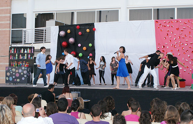 Puerto lumbreras acoge el musical ‘Nada de esto fue un error’ organizado por alumnos del IES Rambla de Nogalte - 1, Foto 1