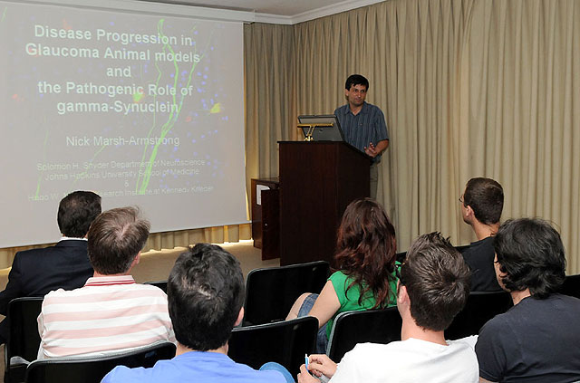 Investigador experto en el glaucoma ofreció una conferencia en la Facultad de Medicina - 1, Foto 1