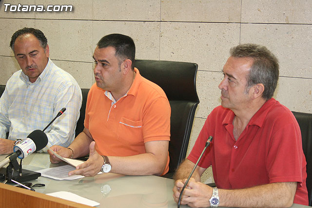 Los tres grupos polticos del consistorio totanero hacen frente comn y firman un manifiesto en defensa del Trasvase Tajo-Segura - 4