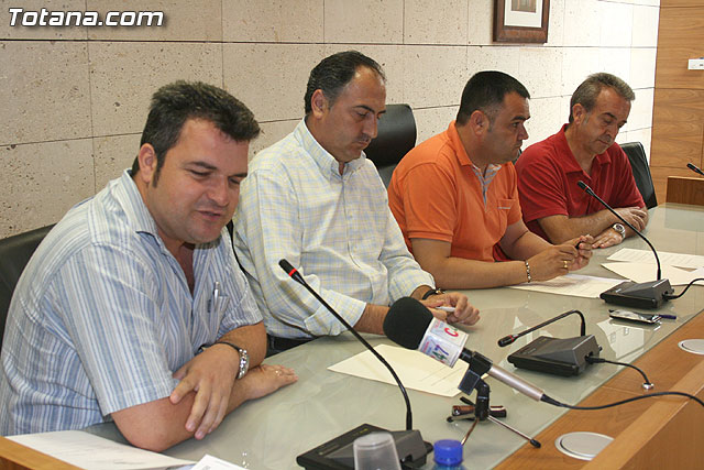 Los tres grupos polticos del consistorio totanero hacen frente comn y firman un manifiesto en defensa del Trasvase Tajo-Segura - 8
