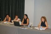 La secretara de formacin de UGT presenta una herramienta de sensibilizacin para la incorporacin de las mujeres...
