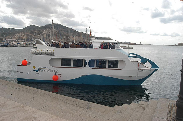 El catamarán turístico ofrecerá paseos al anochecer en julio y agosto - 2, Foto 2