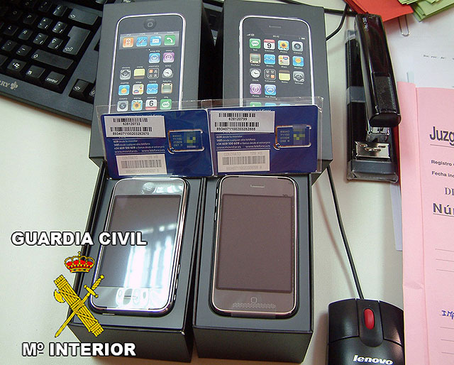 La Guardia Civil desarticula un grupo delictivo dedicado a cometer estafas - 1, Foto 1