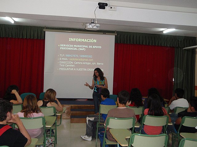 El Servicio Municipal de Apoyo Psicosocial finaliza la campaña de sensibilización sobre salud mental, Foto 2