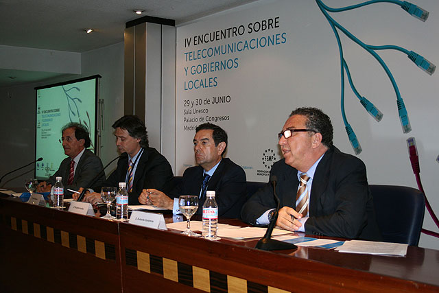 El Alcalde de Molina de Segura participa en el IV Encuentro sobre Telecomunicaciones y Gobiernos Locales - 1, Foto 1