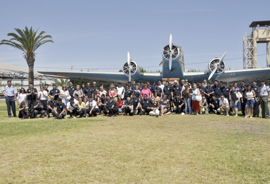 Visita a la Base Aérea de Alcantarilla de la Asociación Internauta de Veteranos Paracaidistas - 1, Foto 1