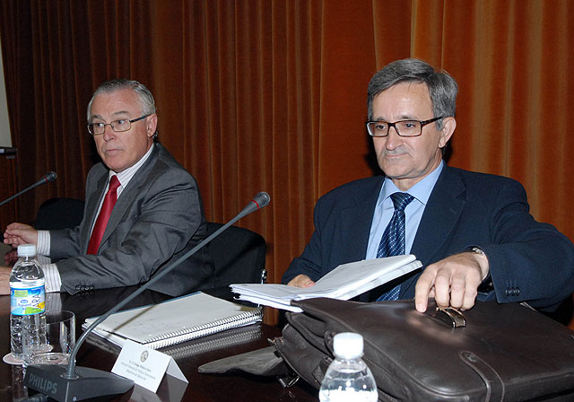 El director general de Política Universitaria anuncia el compromiso del Ministerio para financiar el máster de Secundaria - 1, Foto 1