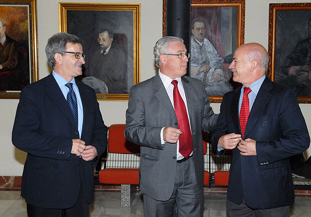 El director general de Política Universitaria anuncia el compromiso del Ministerio para financiar el máster de Secundaria - 2, Foto 2