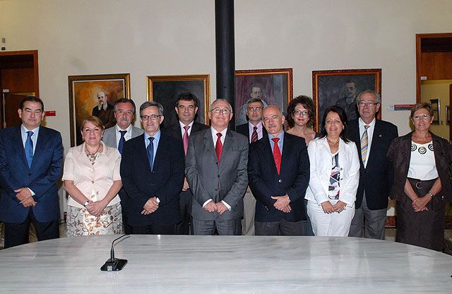 El director general de Política Universitaria anuncia el compromiso del Ministerio para financiar el máster de Secundaria - 4, Foto 4