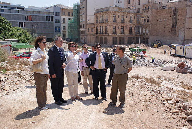 González Tovar y Pilar Barreiro visitan obras que se realizan Cartagena con cargo al del Fondo Estatal de Inversión Local - 2, Foto 2
