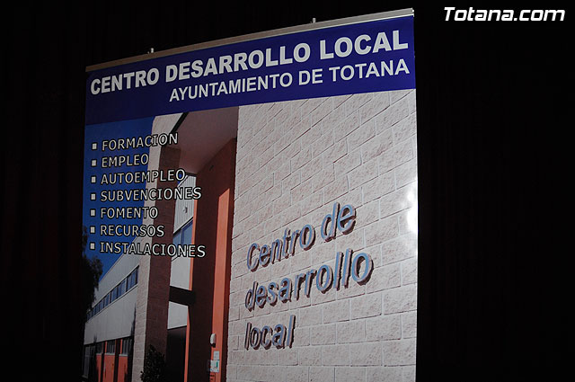 El alcalde y el concejal de Agricultura abren las jornadas de sensibilizacin sobre las ventajas de la agricultura ecolgica - 2