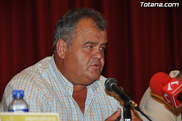 El alcalde y el concejal de Agricultura abren las jornadas de sensibilizacin sobre las ventajas de la agricultura ecolgica - 5