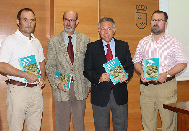 Agricultura destaca los beneficios de emplear especies autóctonas en la restauración ambiental, paisajismo y jardinería - 1, Foto 1