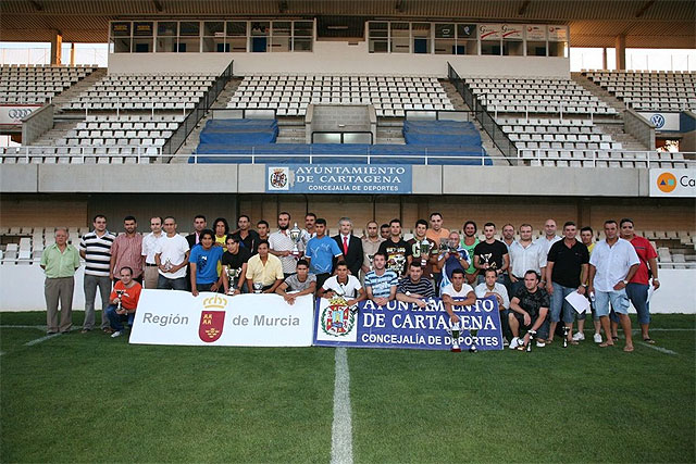 Jóvenes Marroquíes se proclaman campeones en la Liga Local de Fútbol Aficionado - 1, Foto 1