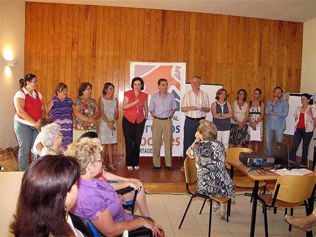 25 mayores participan en la I Escuela de Verano - 2, Foto 2
