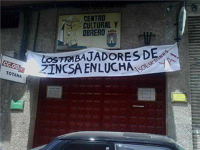 La UJCE realizó una acción de solidaridad coordinada con los trabajadores de Zincsa - 2, Foto 2