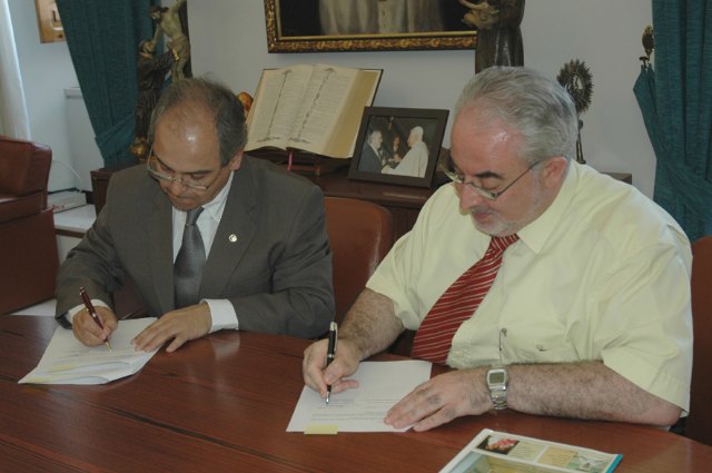 La UCAM suscribe un convenio de colaboración con la Universidad Federal de Uberlandia - 1, Foto 1
