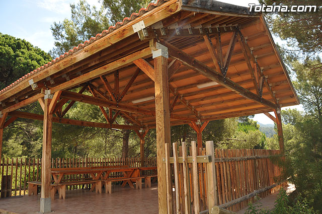 Un total de 300 niños y jvenes participan en las escuelas de verano, campamentos, viajes, y actividades diversas - 5