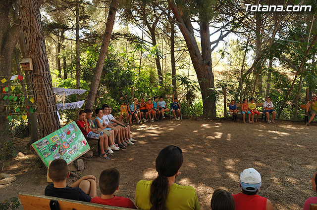 Un total de 300 niños y jvenes participan en las escuelas de verano, campamentos, viajes, y actividades diversas - 6
