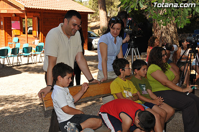 Un total de 300 niños y jvenes participan en las escuelas de verano, campamentos, viajes, y actividades diversas - 21