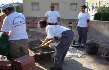 Finaliza la primera edición de los talleres ocupacionales en la barriada Virgen de la Caridad - 2, Foto 2