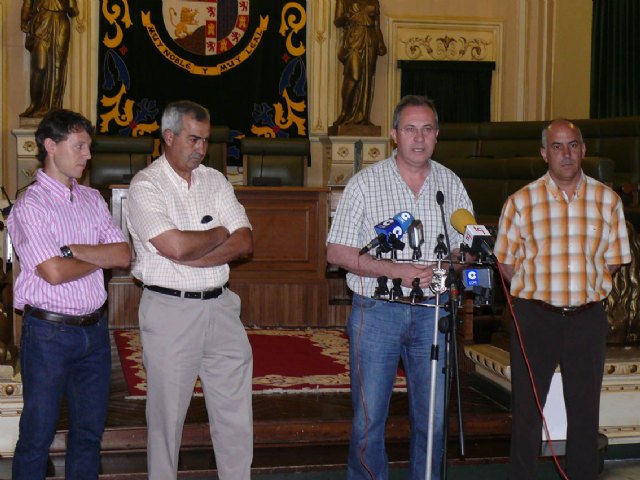 El ayuntamiento de Jumilla felicitó publicamente al Cuarto Distrito por su ascenso a Tercera División - 1, Foto 1