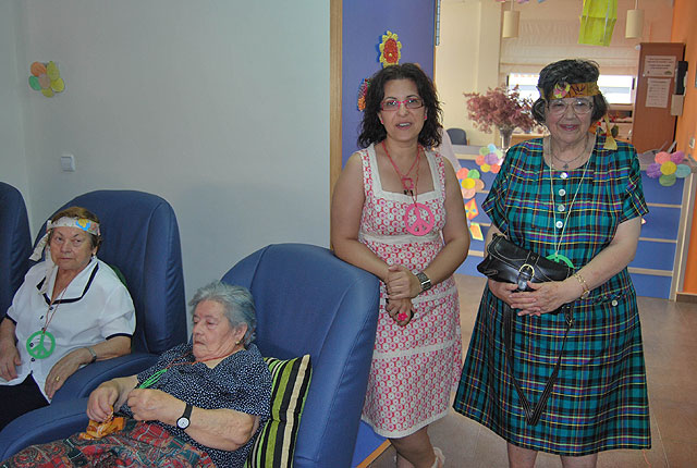 El voluntariado municipal comparte un día de convivencia con los residentes del Centro de Estancias Diurnas - 4, Foto 4