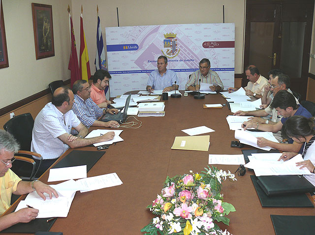 El Polígono del Mármol podría albergar un área de servicio para la futura autovía Jumilla-Venta del Olivo - 1, Foto 1