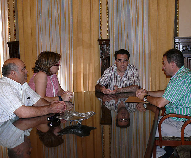 El Ayuntamiento estudiará la posibilidad de firmar un convenio con ASPAJUNIDE - 1, Foto 1