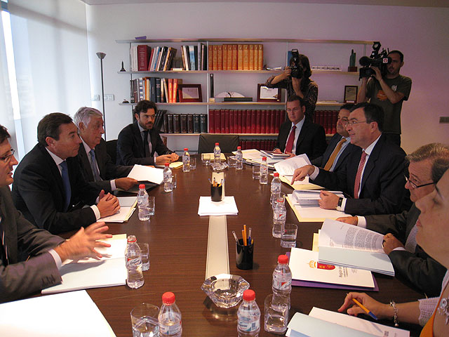 Murcia y Valencia planean una reunión de presidentes autonómicos para apoyar el Corredor Ferroviario Mediterráneo de Mercancías - 3, Foto 3