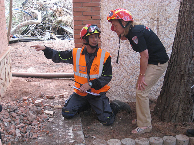Más de 140 efectivos de emergencias participan en Cartagena en el simulacro de un terremoto - 2, Foto 2