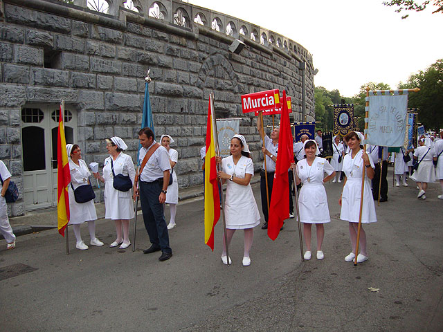Un total de 60 miembros de la delegación de Totana de la Hospitalidad de Lourdes han peregrinado a la ciudad francesa junto con 7 enfermos, Foto 1