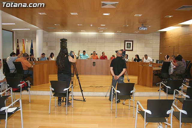 El ayuntamiento solicitará a la ONCE  que no cierre la delegación que tiene abierta en Totana, Foto 1