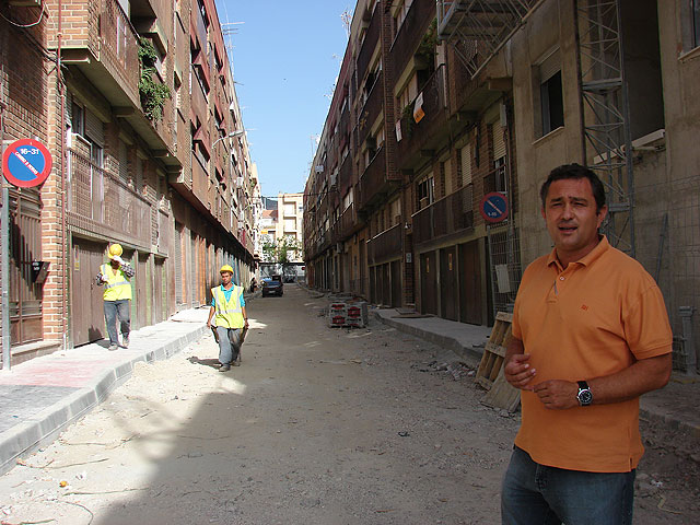 Las obras en Travesía Vieja del Puerto, que suponen una inversión de 103.200 euros, estarán listas para el próximo mes de agosto - 1, Foto 1