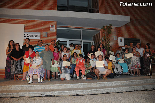 El Centro Ocupacional “José Moyá” se despidió hasta el mes de septiembre con una fiesta de clausura de fin de curso, Foto 1