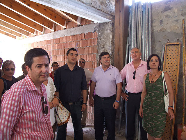 Reunión del equipo de Gobierno de la Consejería de Cultura en el Ayuntamiento de Blanca - 1, Foto 1