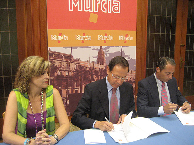 El Alcalde y el Colegio de Médicos apuestan por consolidar la posición de Murcia como destino para el turismo de congresos - 1, Foto 1