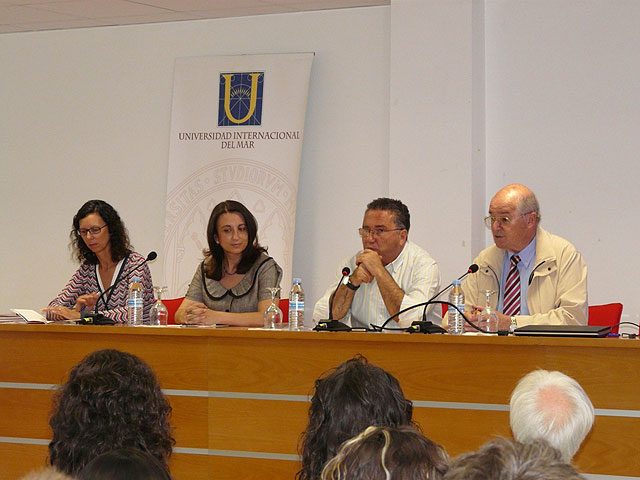 Molina de Segura acoge desde hoy el Curso Fronteras en Terapéutica de la Universidad Internacional del Mar - 1, Foto 1