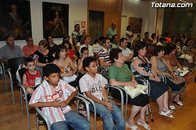 Se clausura el primer semestre de 2009 del Proyecto RAITOTANA con la entrega de diplomas a los alumnos - 3