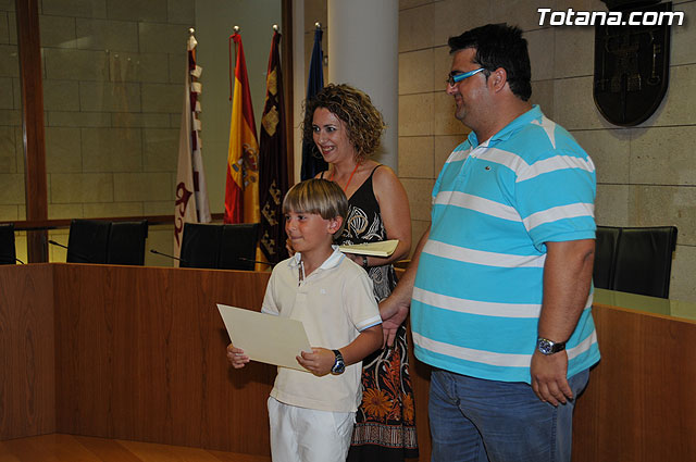 Se clausura el primer semestre de 2009 del Proyecto RAITOTANA con la entrega de diplomas a los alumnos - 9