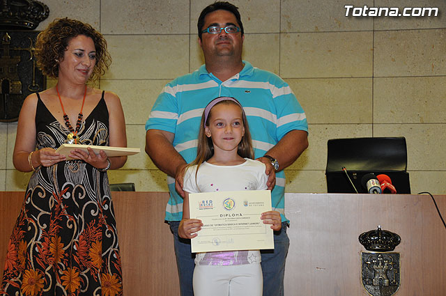 Se clausura el primer semestre de 2009 del Proyecto RAITOTANA con la entrega de diplomas a los alumnos - 12