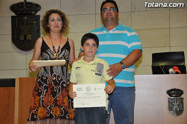 Se clausura el primer semestre de 2009 del Proyecto RAITOTANA con la entrega de diplomas a los alumnos - 13