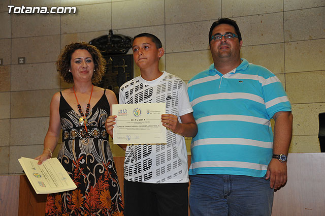 Se clausura el primer semestre de 2009 del Proyecto RAITOTANA con la entrega de diplomas a los alumnos - 15