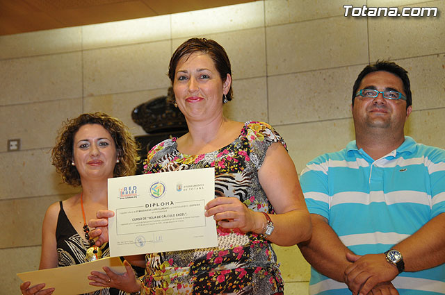 Se clausura el primer semestre de 2009 del Proyecto RAITOTANA con la entrega de diplomas a los alumnos - 21