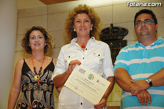 Se clausura el primer semestre de 2009 del Proyecto RAITOTANA con la entrega de diplomas a los alumnos - 33
