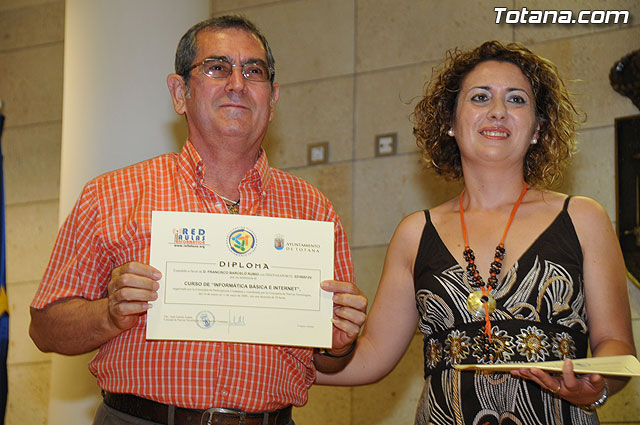 Se clausura el primer semestre de 2009 del Proyecto RAITOTANA con la entrega de diplomas a los alumnos - 37