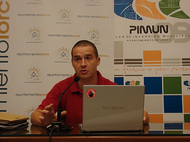 El Ayuntamiento rebaja para este año el importe de las tasas y la fianza que deben pagar los adjudicatarios de los chiringuitos de la feria - 1, Foto 1