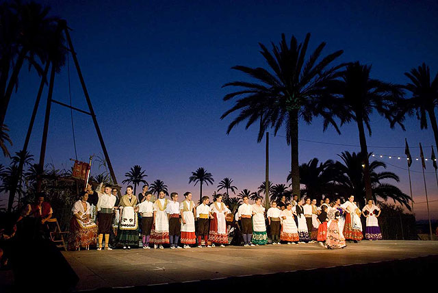 Gran xito de pblico en el Festival de Folclore de La Palma - 5