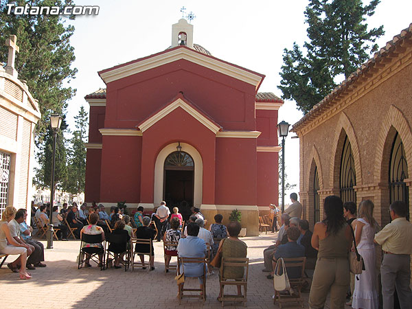 Mañana jueves tendrá lugar la tradicional Misa que se celebrará  en honor a la Patrona del Cementerio Nuestra Señora del Carmen - 1, Foto 1